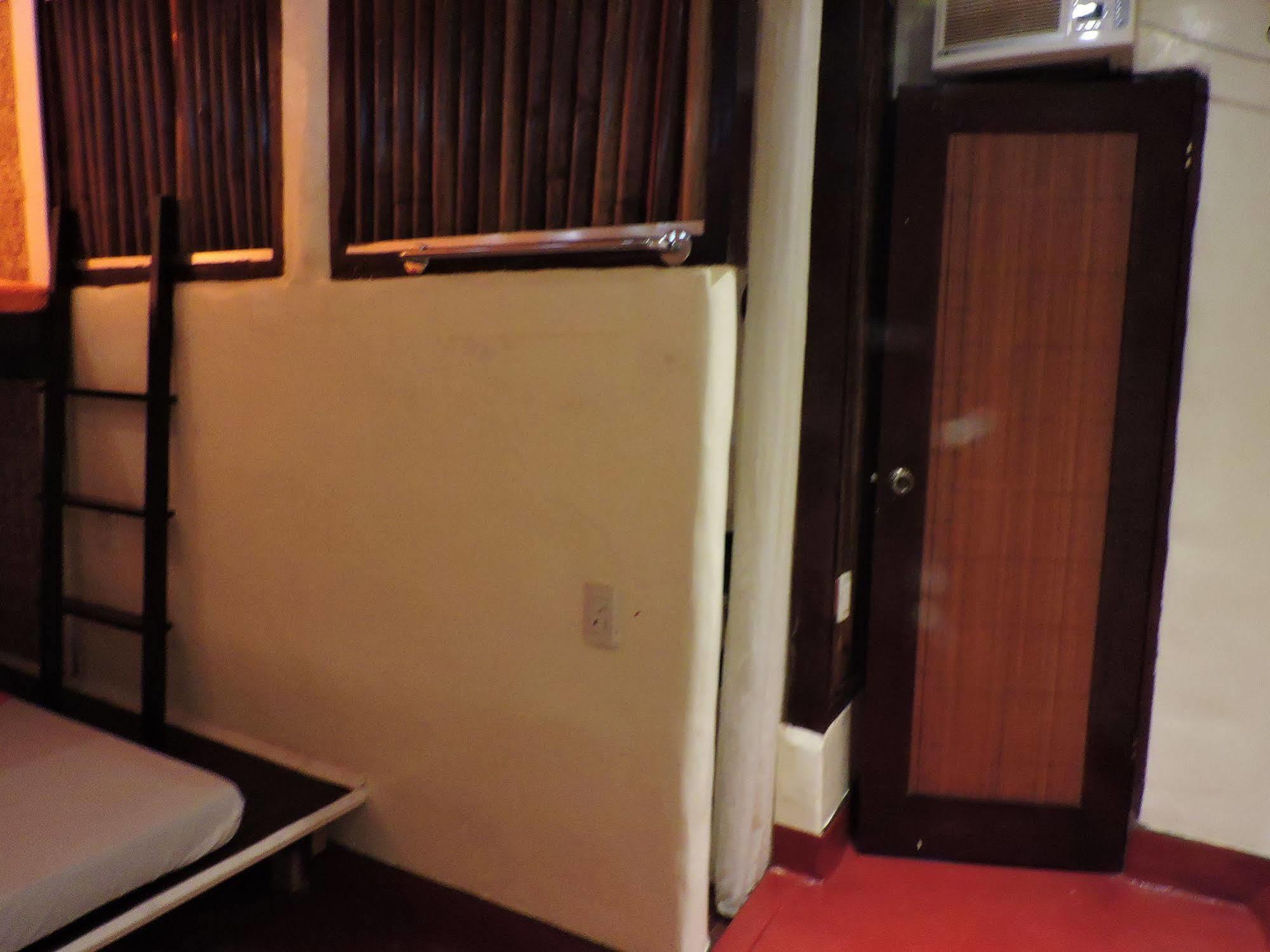 Orange Mangrove Pension House By Sms Hospitality Puerto Princesa Extérieur photo