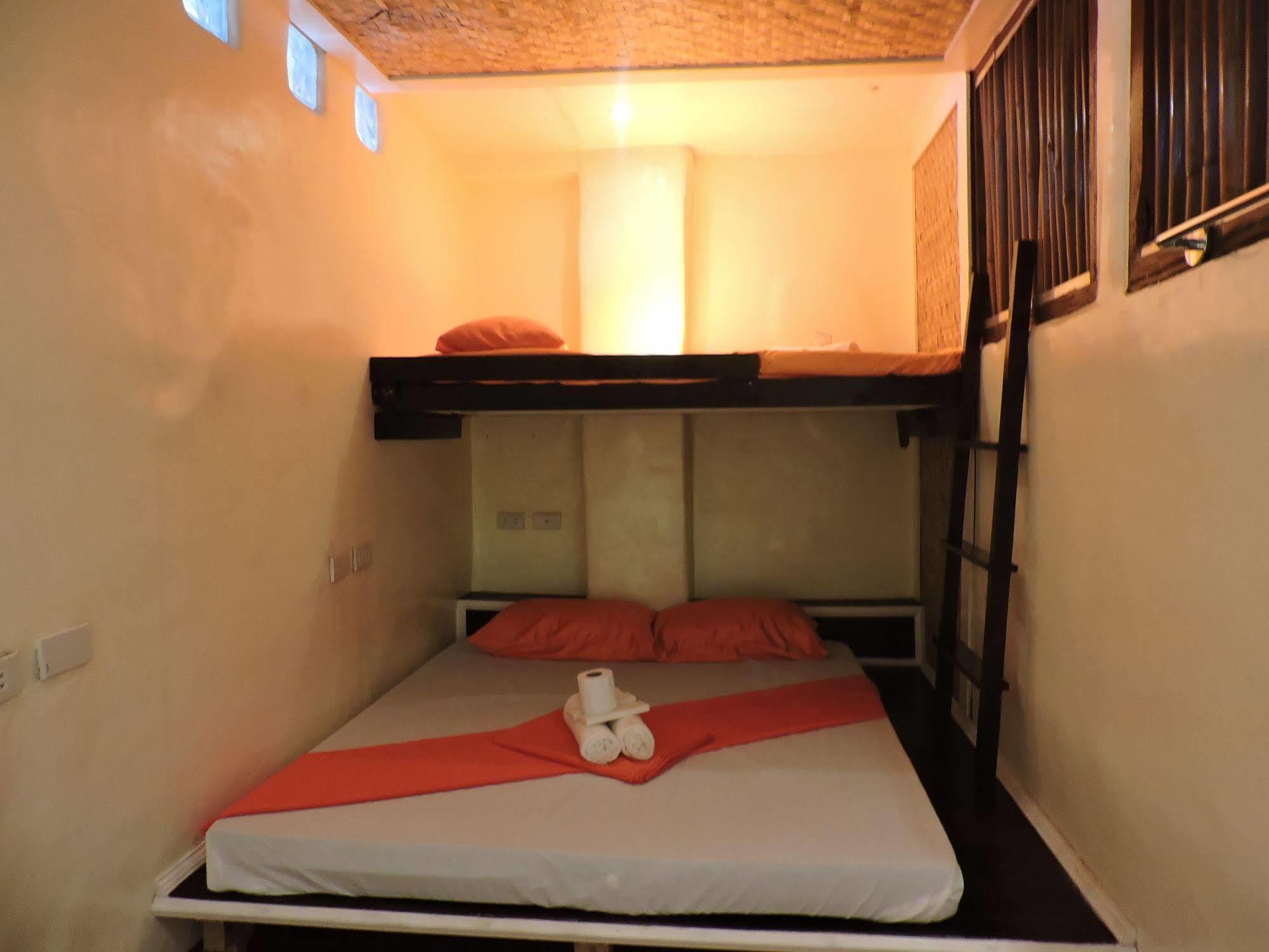 Orange Mangrove Pension House By Sms Hospitality Puerto Princesa Extérieur photo